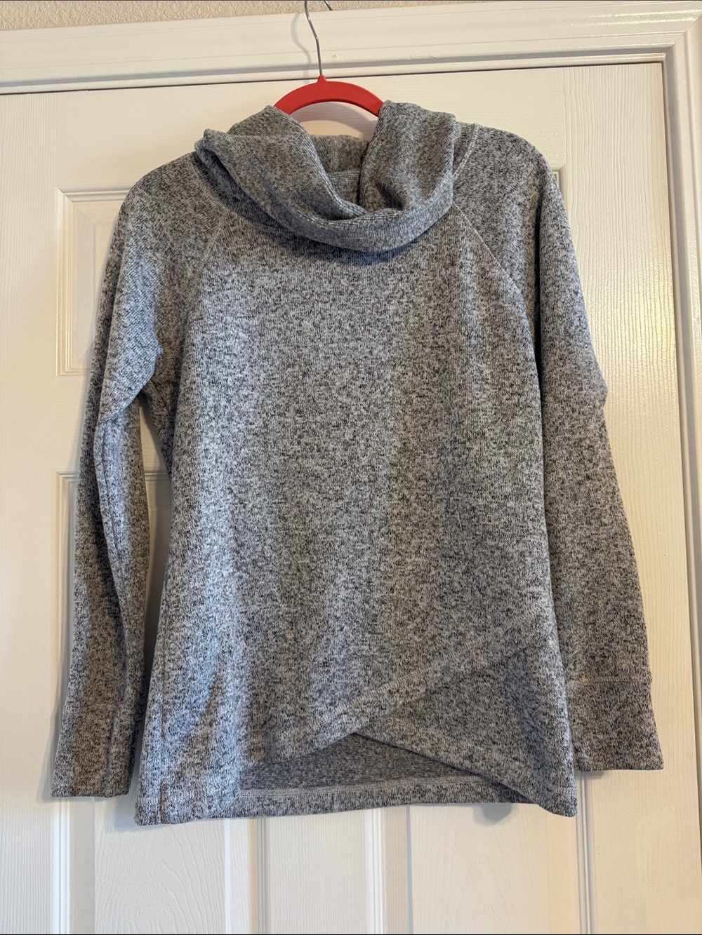 Cozy Women's Hooded Knit Sweater - Gray
